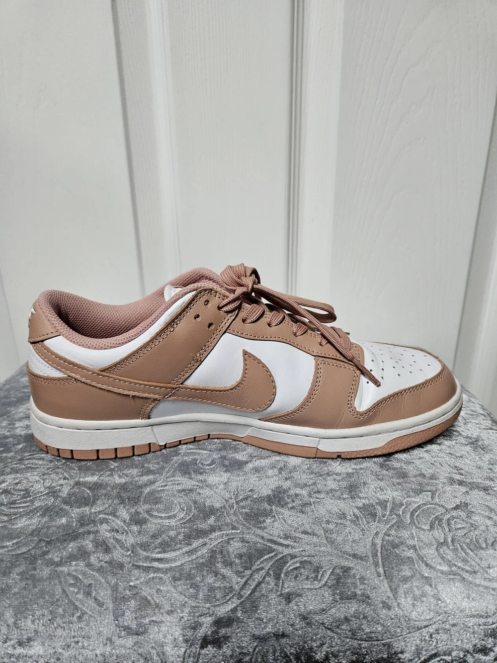 Nike Women's Low-Top Dunk Sneakers in Rose Tan and White